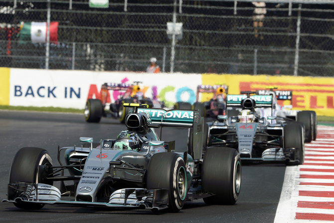 Starting from pole position Rosberg remained in the lead throughout the race Starting from pole position Rosberg remained in the lead throughout the race