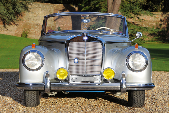 Mercedes-Benz 300 S Roadster Mercedes-Benz 300 S Roadster