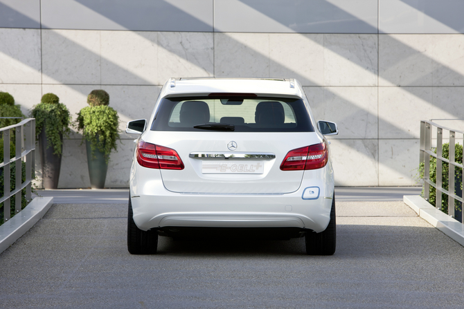 Mercedes-Benz B-Class E-CELL PLUS Mercedes-Benz B-Class E-CELL PLUS