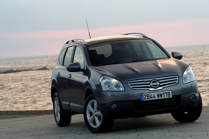 Nissan Qashqai+2 2.0 4x2 Visia Nissan Qashqai+2 2.0 4x2 Visia