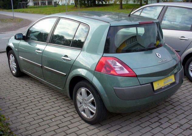 Renault Megane II Hatchback 1.4 16v Renault Megane II Hatchback 1.4 16v