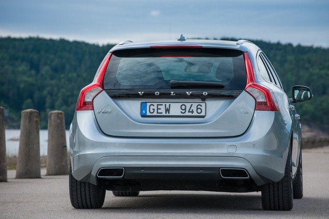 Volvo V60 1.6 T4 Kinetic Volvo V60 1.6 T4 Kinetic