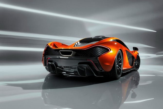 McLaren apresenta P1 como o melhor carro de sempre para estrada e pista McLaren apresenta P1 como o melhor carro de sempre para estrada e pista