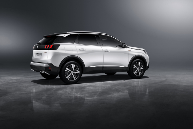 Peugeot 3008 GT Line 1.6 BlueHDI Grip Control Peugeot 3008 GT Line 1.6 BlueHDI Grip Control