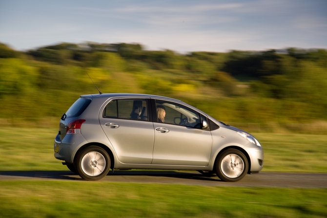 Toyota Yaris Gen.2 Toyota Yaris Gen.2