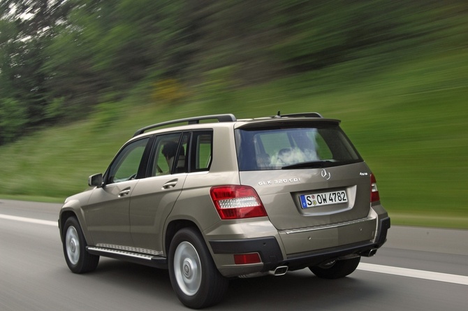 Mercedes-Benz GLK 320 CDI 4MATIC Mercedes-Benz GLK 320 CDI 4MATIC