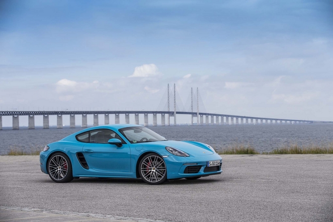 Porsche 718 Cayman S PDK Porsche 718 Cayman S PDK
