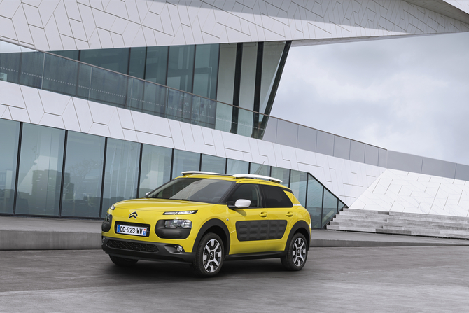 Citroën C4 Cactus 1.6 BlueHDi S&S Feel Citroën C4 Cactus 1.6 BlueHDi S&S Feel