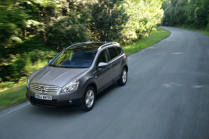 Nissan Qashqai+2 2.0 dCi 4x4 Acenta Nissan Qashqai+2 2.0 dCi 4x4 Acenta