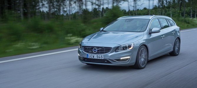 Volvo V60 D2 Momentum Eco Volvo V60 D2 Momentum Eco
