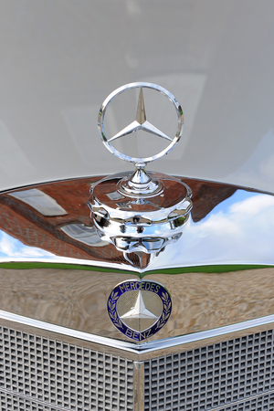 Mercedes-Benz 300 S Roadster Mercedes-Benz 300 S Roadster