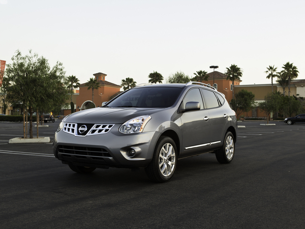 Nissan Rogue SV FWD Nissan Rogue SV FWD