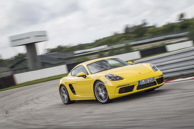 Porsche 718 Cayman S PDK Porsche 718 Cayman S PDK