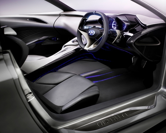 Infiniti Emerg-E Emerges as 300kW Range-Extended Hybrid Sports Car Infiniti Emerg-E Emerges as 300kW Range-Extended Hybrid Sports Car