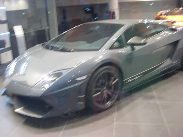 Lamborghini Gallardo LP 570-4 Spyder Performante Lamborghini Gallardo LP 570-4 Spyder Performante