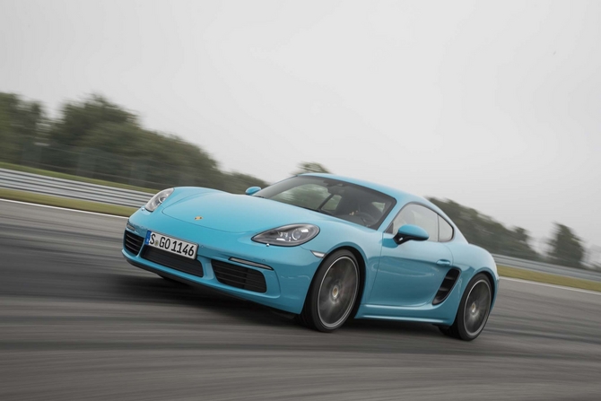 Porsche 718 Cayman S PDK Porsche 718 Cayman S PDK
