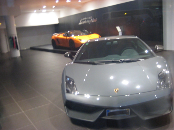 Lamborghini Gallardo LP 570-4 Spyder Performante Lamborghini Gallardo LP 570-4 Spyder Performante