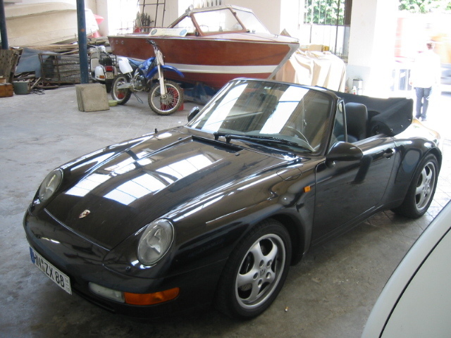 Porsche 911 Carrera Cabriolet {993} Porsche 911 Carrera Cabriolet {993}