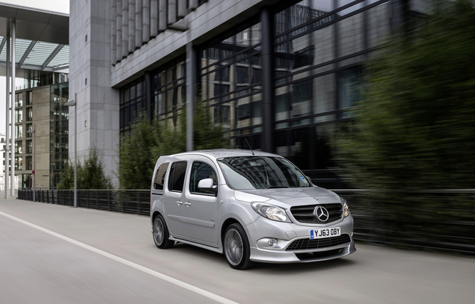 Mercedes-Benz Citan Longo 109CDI/31 90 Mercedes-Benz Citan Longo 109CDI/31 90