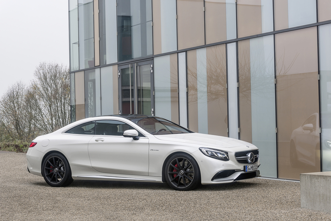 Mercedes-Benz S63 AMG Coupé Mercedes-Benz S63 AMG Coupé