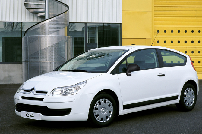 Citroën C4 Coupe Entreprise 1.6HDi 92cv X Citroën C4 Coupe Entreprise 1.6HDi 92cv X