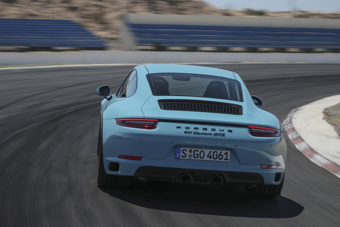 Porsche 911 Carrera GTS Porsche 911 Carrera GTS