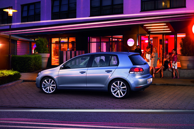 Volkswagen Golf VI 1.6l TDI 90cv DPF Trendline Volkswagen Golf VI 1.6l TDI 90cv DPF Trendline