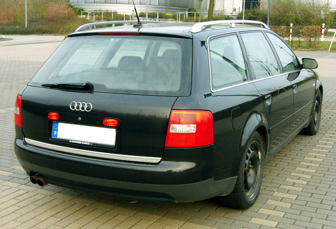 Audi A6 Avant 4.2 quattro Tiptronic Audi A6 Avant 4.2 quattro Tiptronic