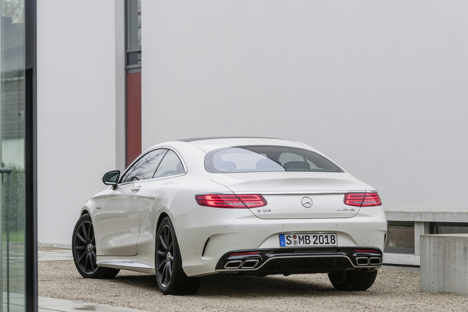 Mercedes-Benz S63 AMG Coupé Mercedes-Benz S63 AMG Coupé