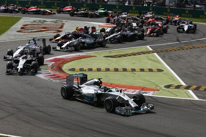 Although he fell to fourth place at the start, Hamilton managed to recover and win yet another race Although he fell to fourth place at the start, Hamilton managed to recover and win yet another race