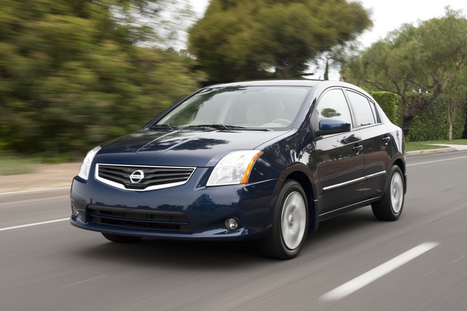 Nissan Sentra 2.0 S Nissan Sentra 2.0 S