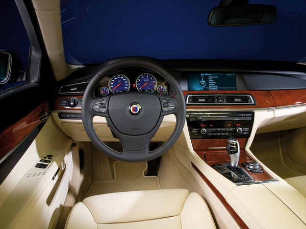 Alpina BMW B7 BITURBO Saloon Alpina BMW B7 BITURBO Saloon