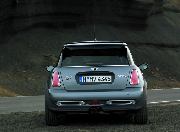 MINI (BMW) Cooper S with John Cooper Works GP Kit MINI (BMW) Cooper S with John Cooper Works GP Kit