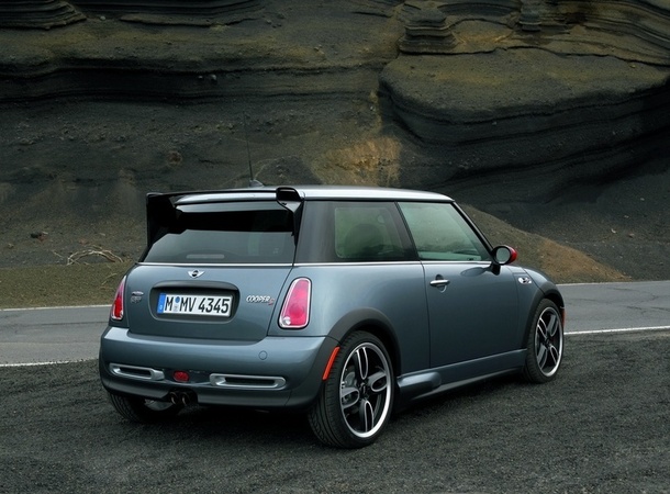 MINI (BMW) Cooper S with John Cooper Works GP Kit MINI (BMW) Cooper S with John Cooper Works GP Kit