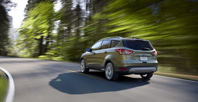 Ford Escape 2.0-liter EcoBoost I-4 AWD Ford Escape 2.0-liter EcoBoost I-4 AWD