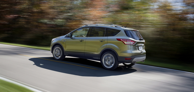 Ford Escape 1.6-liter EcoBoost I-4 AWD Ford Escape 1.6-liter EcoBoost I-4 AWD