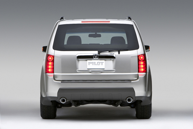 Honda Pilot EX 2WD 5-Spd AT Honda Pilot EX 2WD 5-Spd AT