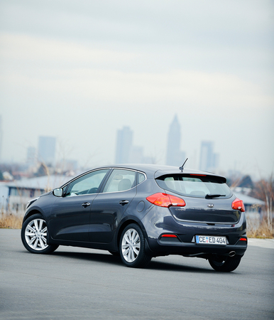 New Kia Ceed Ready with 5 Engines and More Upscale Feel New Kia Ceed Ready with 5 Engines and More Upscale Feel