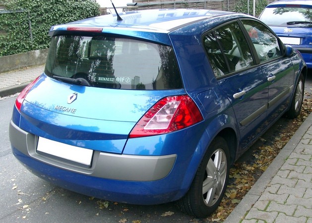 Renault Megane II Hatchback 1.9dCi 120 Renault Megane II Hatchback 1.9dCi 120