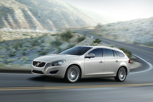 Volvo V60 T4 Momentum Powershift
