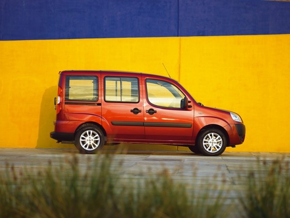 Fiat Doblò Panorama 1.3 Multijet 16v Family Fiat Doblò Panorama 1.3 Multijet 16v Family