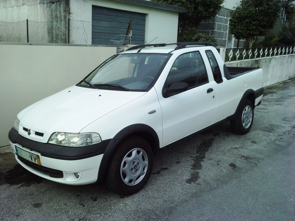 Fiat Strada (modern) Fiat Strada (modern)