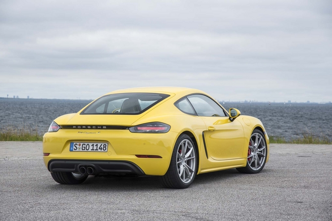 Porsche 718 Cayman S PDK Porsche 718 Cayman S PDK