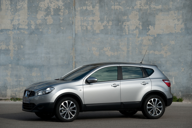 Nissan Qashqai 1.6 4x2 Acenta (10) Nissan Qashqai 1.6 4x2 Acenta (10)