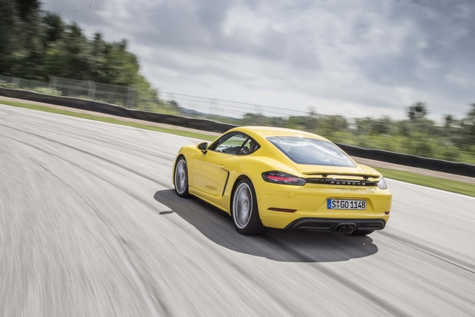 Porsche 718 Cayman S PDK Porsche 718 Cayman S PDK