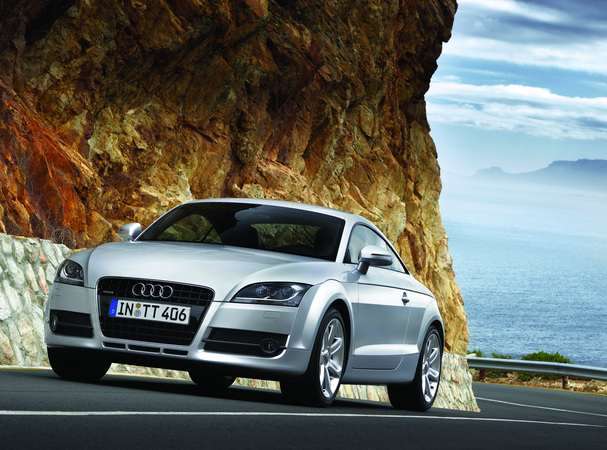 Audi TT Coupé 2.0 TFSI Automatic Audi TT Coupé 2.0 TFSI Automatic