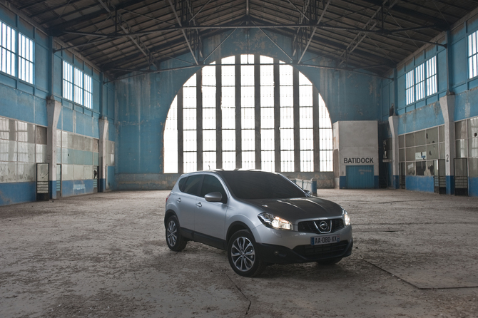 Nissan Qashqai 1.6 4x2 Tekna Premium 17'' (10) Nissan Qashqai 1.6 4x2 Tekna Premium 17'' (10)