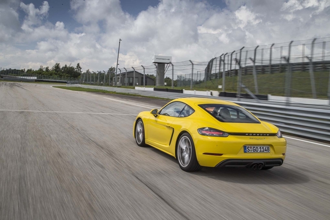 Porsche 718 Cayman S PDK Porsche 718 Cayman S PDK