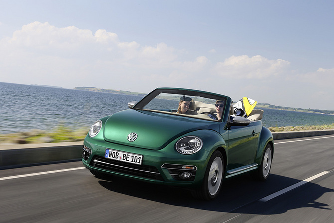 Volkswagen Beetle Cabrio 2.0 TSI R-Line Volkswagen Beetle Cabrio 2.0 TSI R-Line