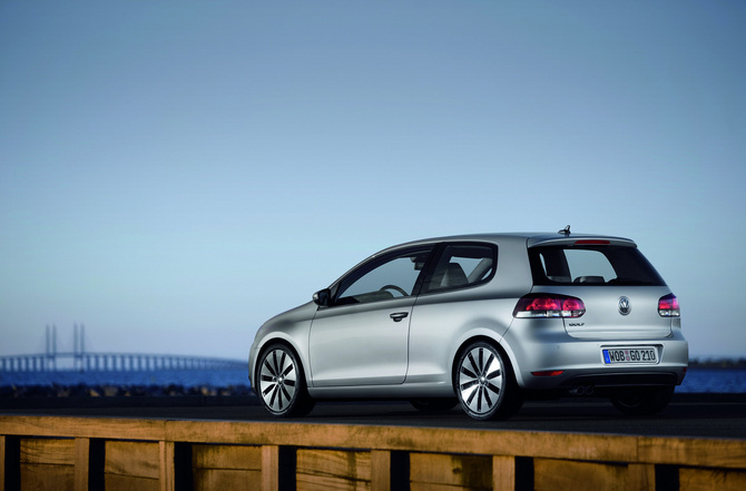 Volkswagen Golf VI 1.6l TDI 105cv DPF Trendline Volkswagen Golf VI 1.6l TDI 105cv DPF Trendline
